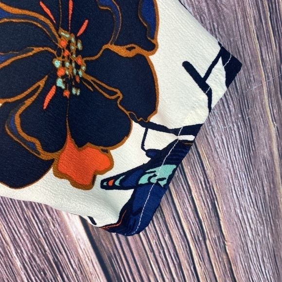 Masai Floral Print Tunic - Size Medium - Picture 11 of 13